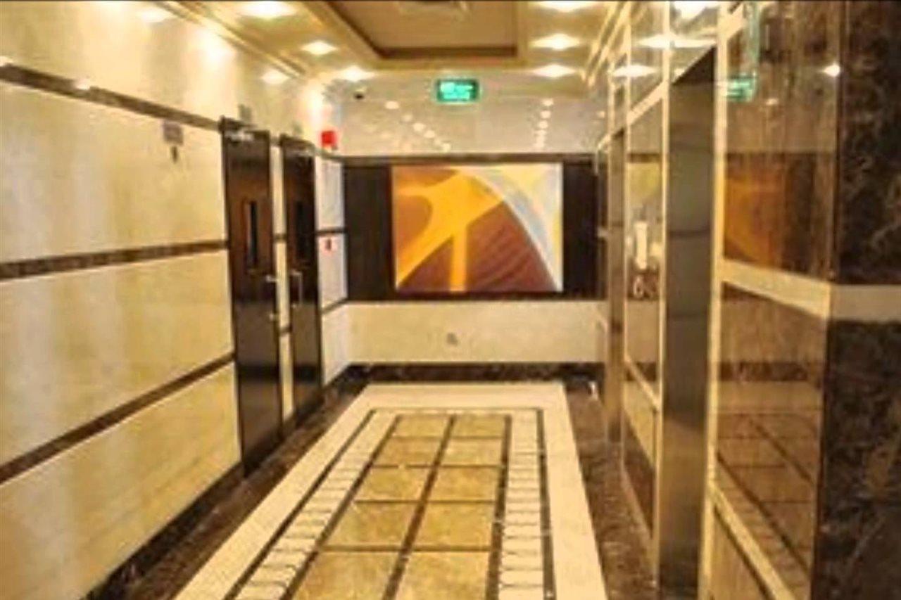 London Crown Hotel Дубай Екстериор снимка