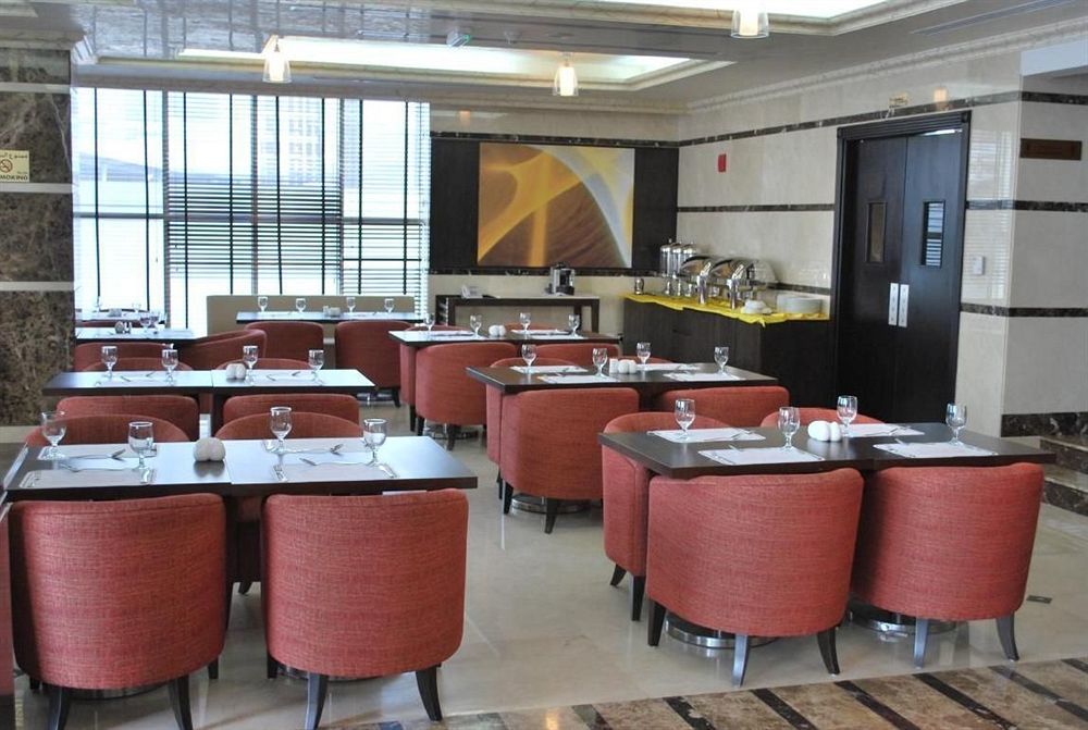 London Crown Hotel Дубай Екстериор снимка