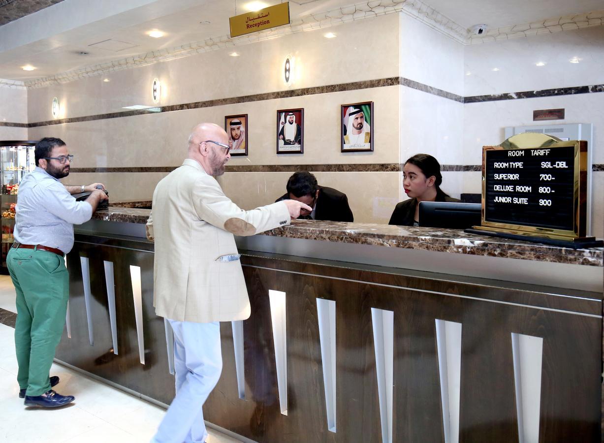 London Crown Hotel Дубай Екстериор снимка