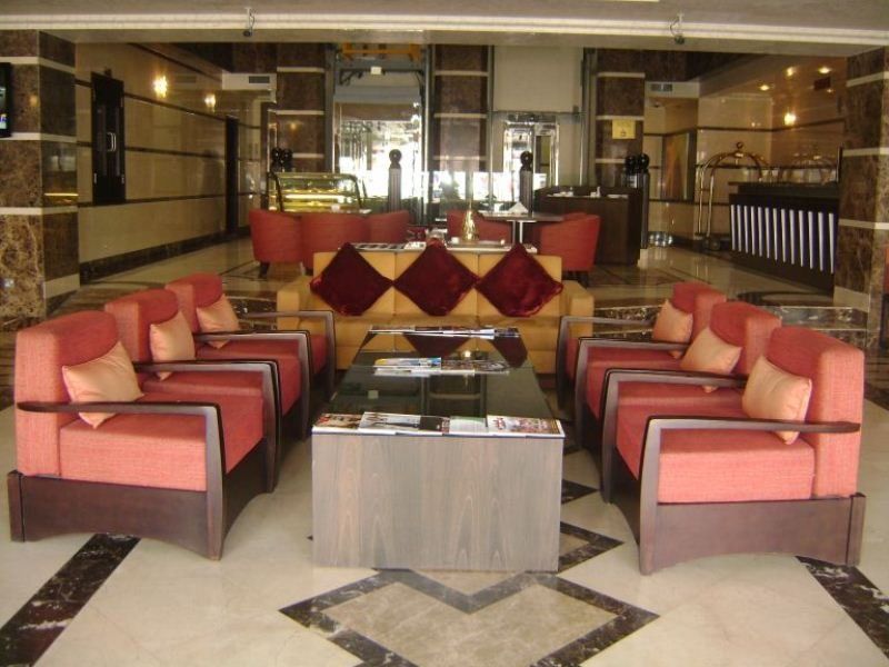 London Crown Hotel Дубай Екстериор снимка